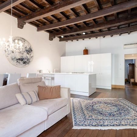 Exclusive Elegant Apartment In Pieno Centro! X4 Ρίμινι Εξωτερικό φωτογραφία